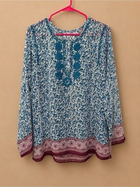 Blue Floral Embroidered Long-Sleeve Tunic with Contrast Hem